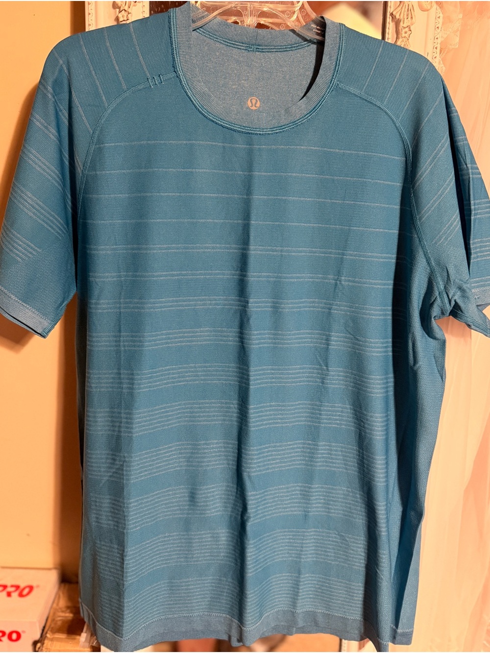 Lululemon XL Athletica Men’s Teal Short-Sleeve Performance Tee